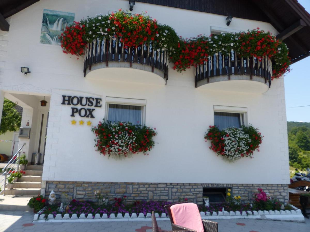 House Pox Hotell Plitvička Jezera Exteriör bild